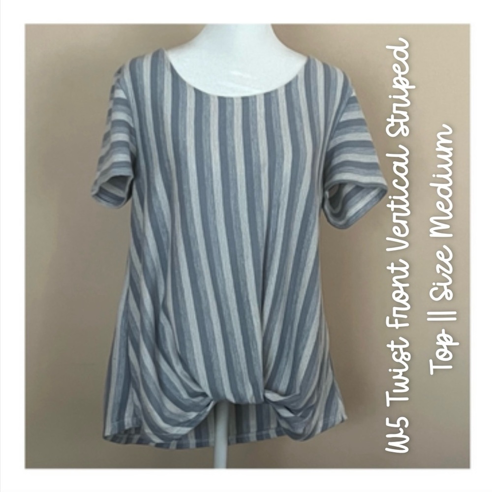 🤍 W5 Cornflower Blue Twist Front Vertical Striped Top || Size Medium